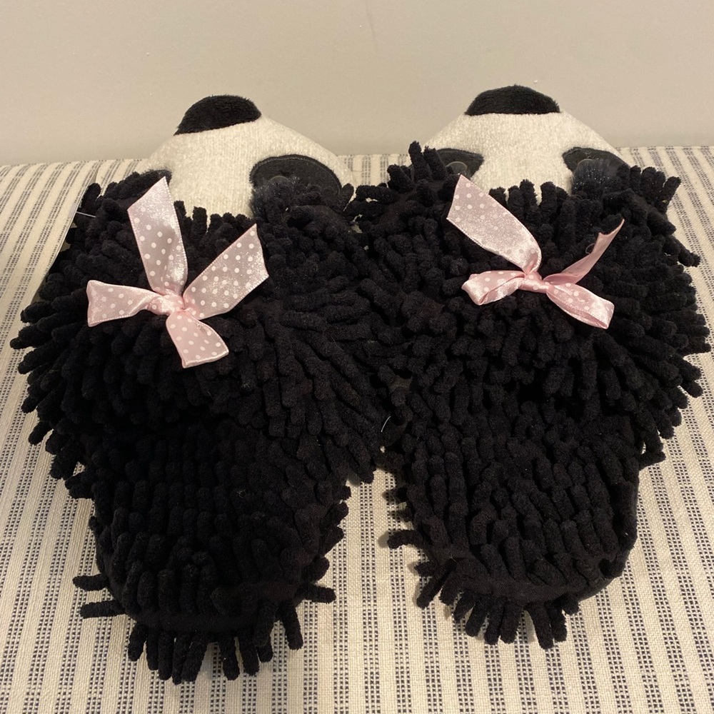 Panda slippers - Picture 2 of 4